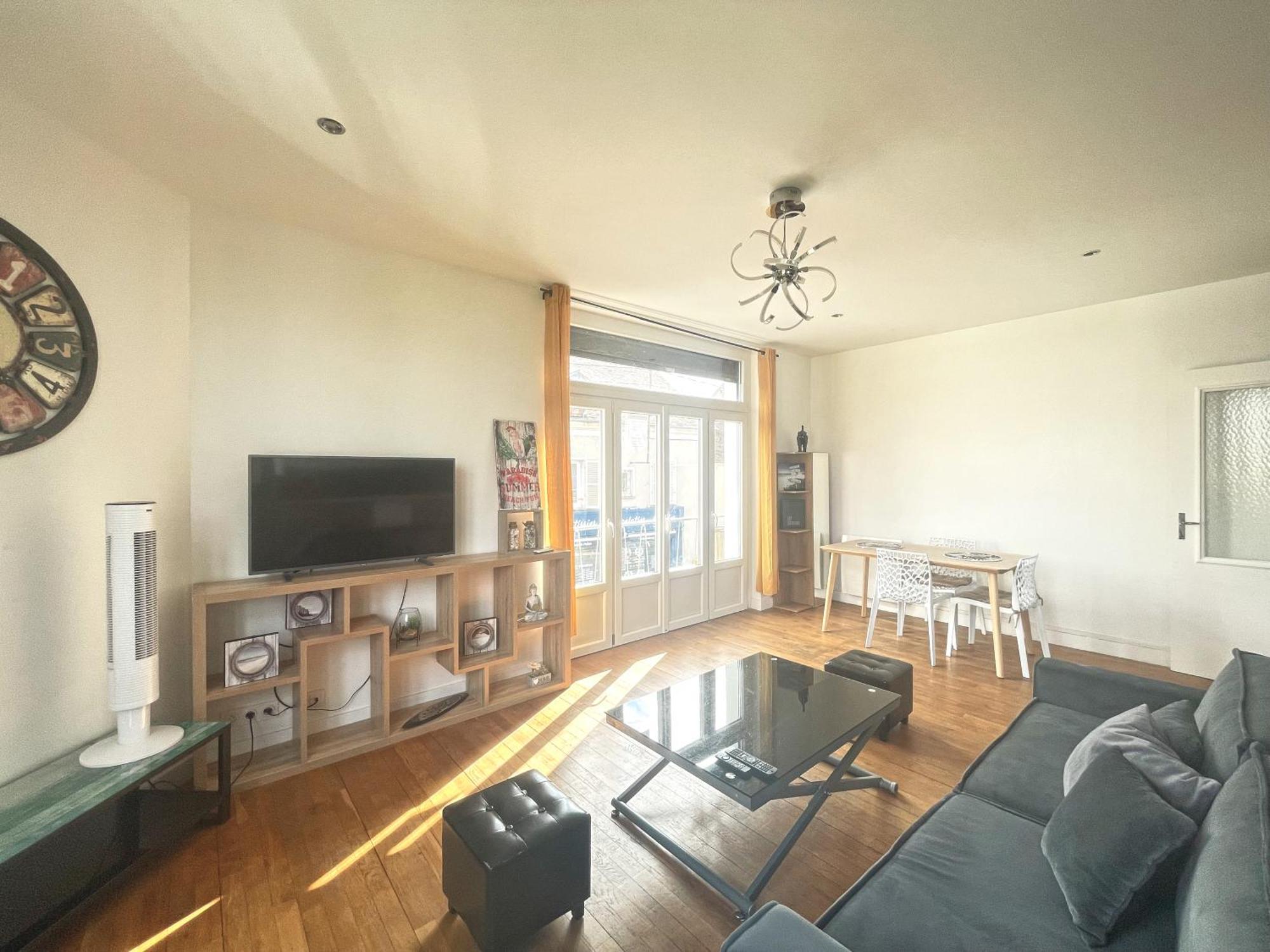 Grand T2 Renove - Bord Du Canal - Commerces A Pied موريه-سور-لوينغ المظهر الخارجي الصورة