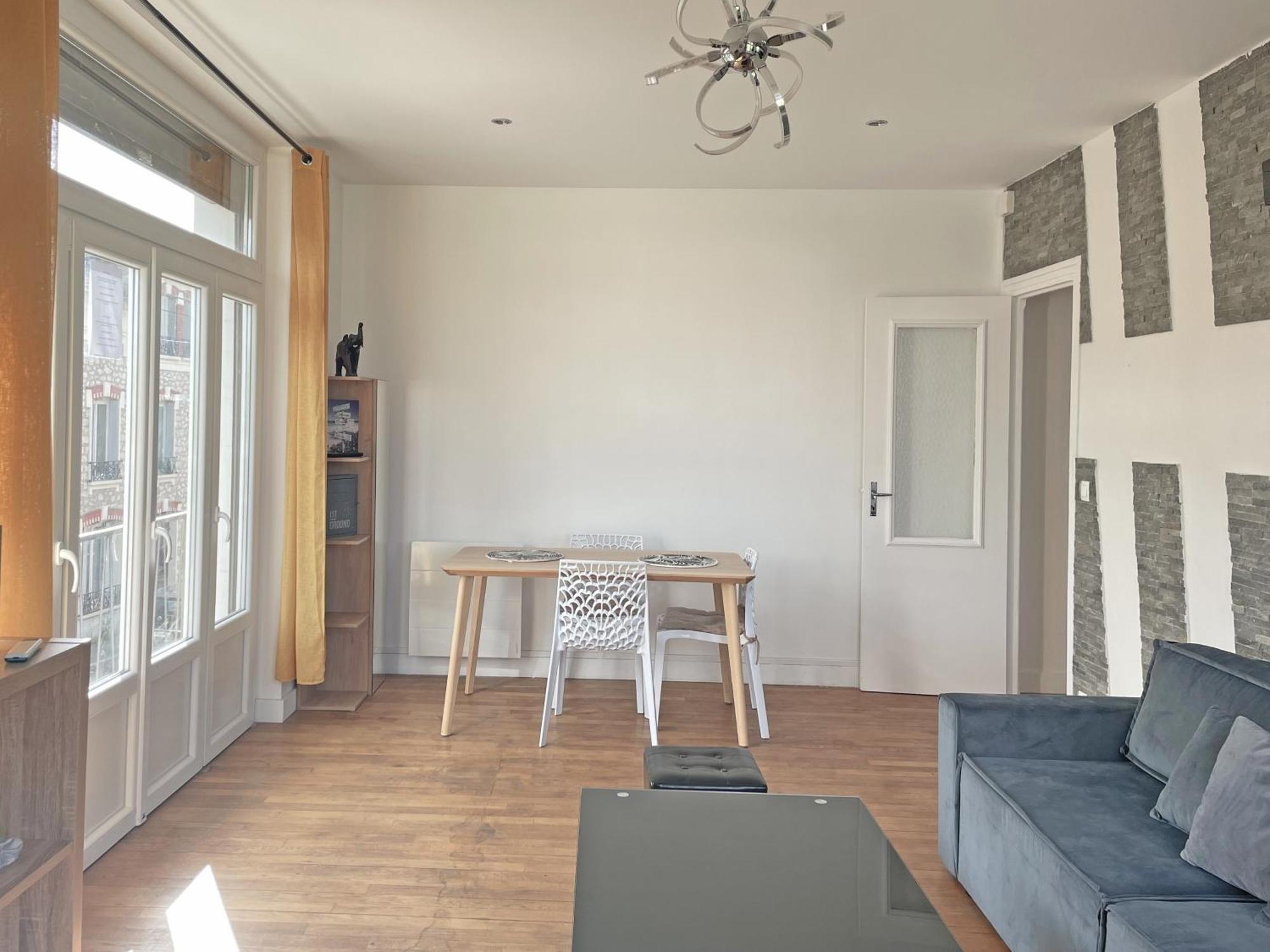 Grand T2 Renove - Bord Du Canal - Commerces A Pied موريه-سور-لوينغ المظهر الخارجي الصورة